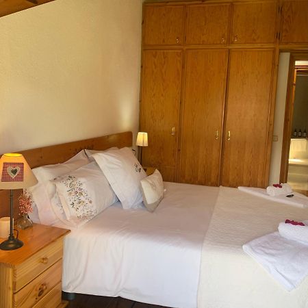 Atico Con Encanto En Bellver De Cerdanya Lägenhet Exteriör bild